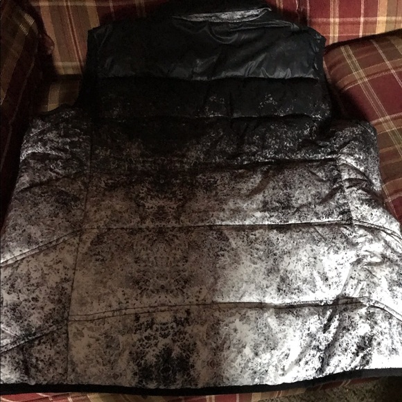 Ombré  vest - Picture 5 of 7